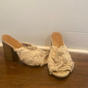 Canvas bow chunky heels